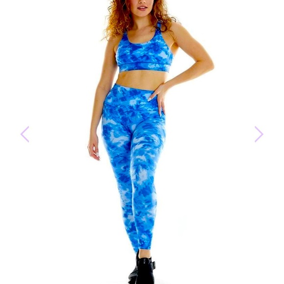K-DEER Pants - NWT K-Deer Double Pocket 7/8 Sneaker Length in Luna (Blue Tie Dye) - Size M